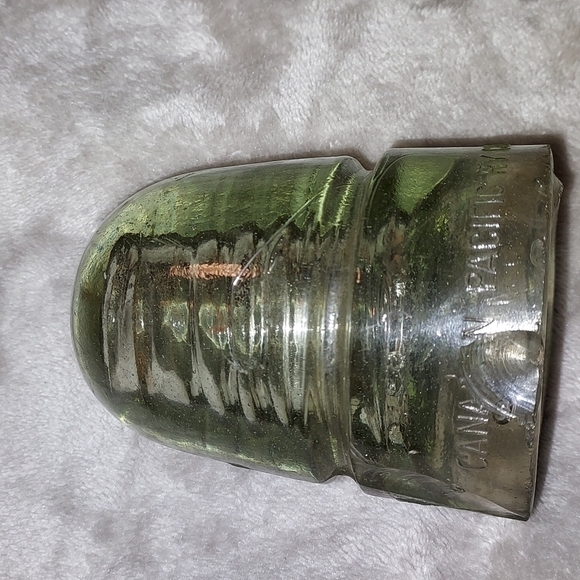 Vintage Canadian pacific ry Co Glass insulator 1885 - Picture 2 of 12